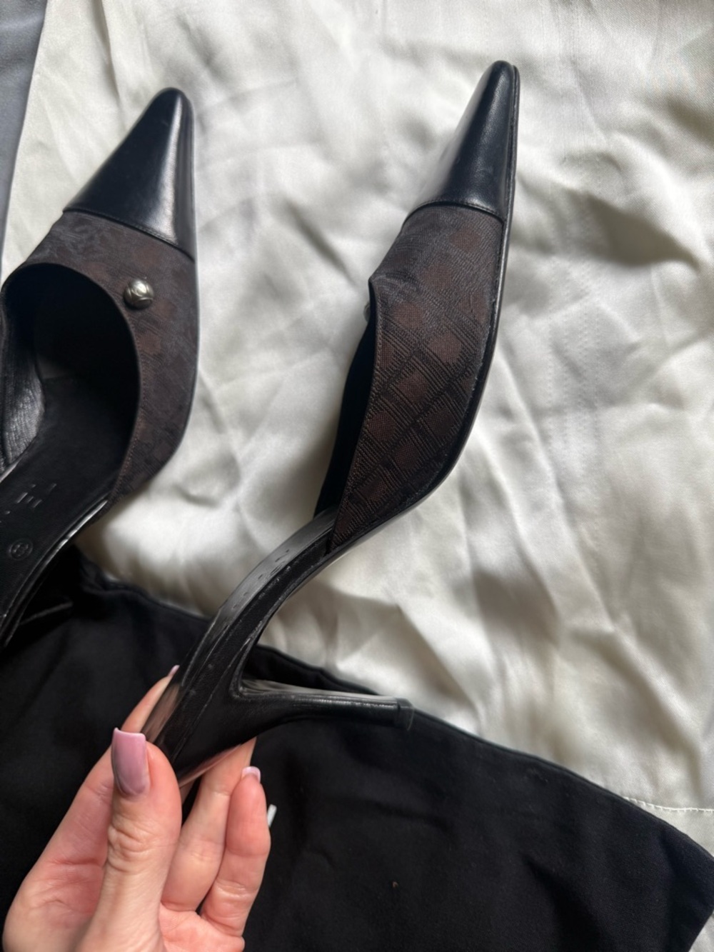 Vintage Chanel CC Logo Print Heeled Pointed-Toe Mules - Picture 7 of 12